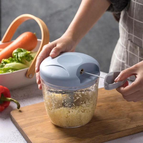 Easy Spin Garlic Chopper